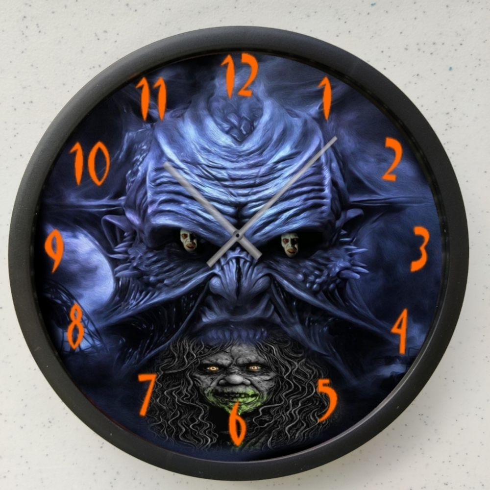 Jeepers creepers n Exorcist clock